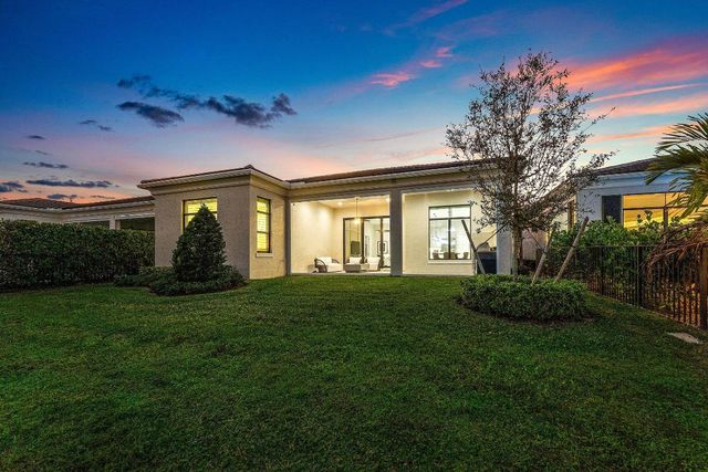 13198 Faberge Place, Palm Beach Gardens, FL 33418