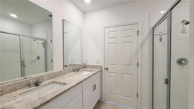 1346 CURRENT PLACE, Haines City, FL 33844