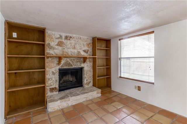 4200 Everest LN, Austin, TX 78727