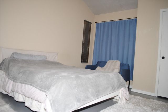 11552 Springshire Drive, Houston, TX 77066