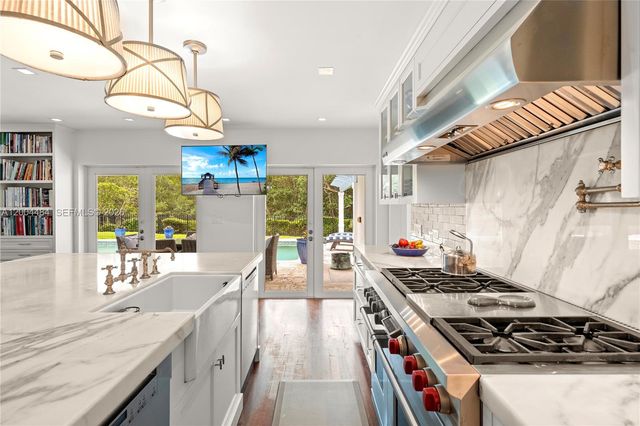 600 Conde Ave, Coral Gables, FL 33156