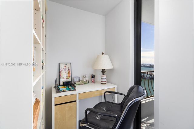 555 NE 15th St 20A, Miami, FL 33132