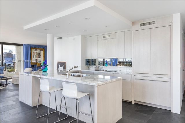 555 NE 15th St 20A, Miami, FL 33132