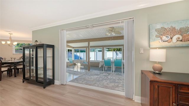 6620 AVENUE C, Sarasota, FL 34231