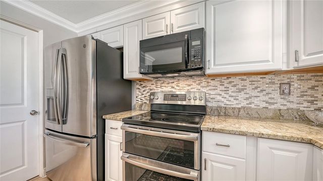 6620 AVENUE C, Sarasota, FL 34231