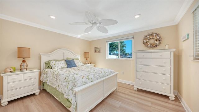6620 AVENUE C, Sarasota, FL 34231