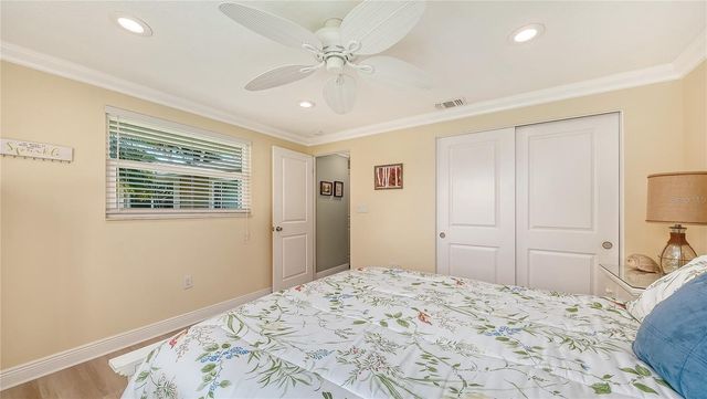 6620 AVENUE C, Sarasota, FL 34231