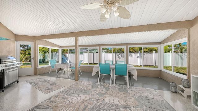 6620 AVENUE C, Sarasota, FL 34231