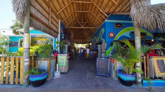 6620 AVENUE C, Sarasota, FL 34231