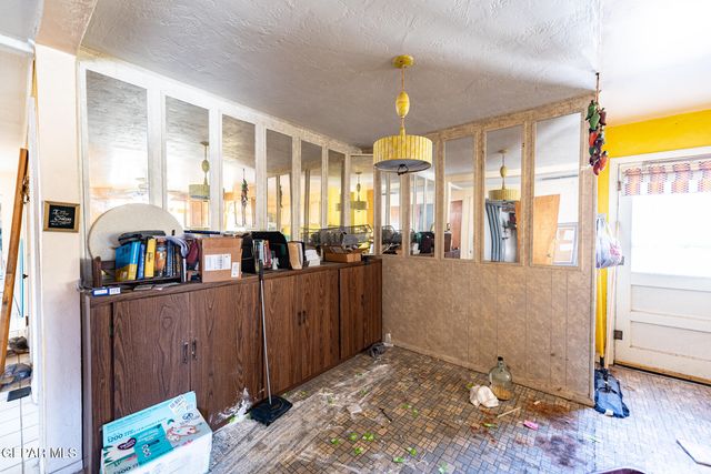 6240 PAPAGO Road, El Paso, TX 79905