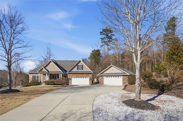 9069 Fairview Church Road, Seneca, SC 29672