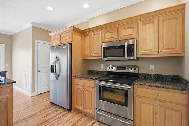 9069 Fairview Church Road, Seneca, SC 29672