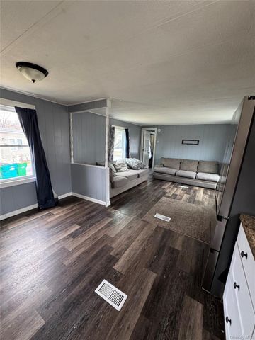 621 SHEAFE Road LOT 8, Poughkeepsie, NY 12601