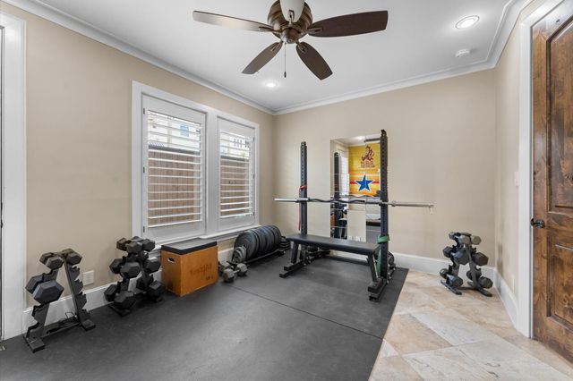 5215 Feagan Street A, Houston, TX 77007
