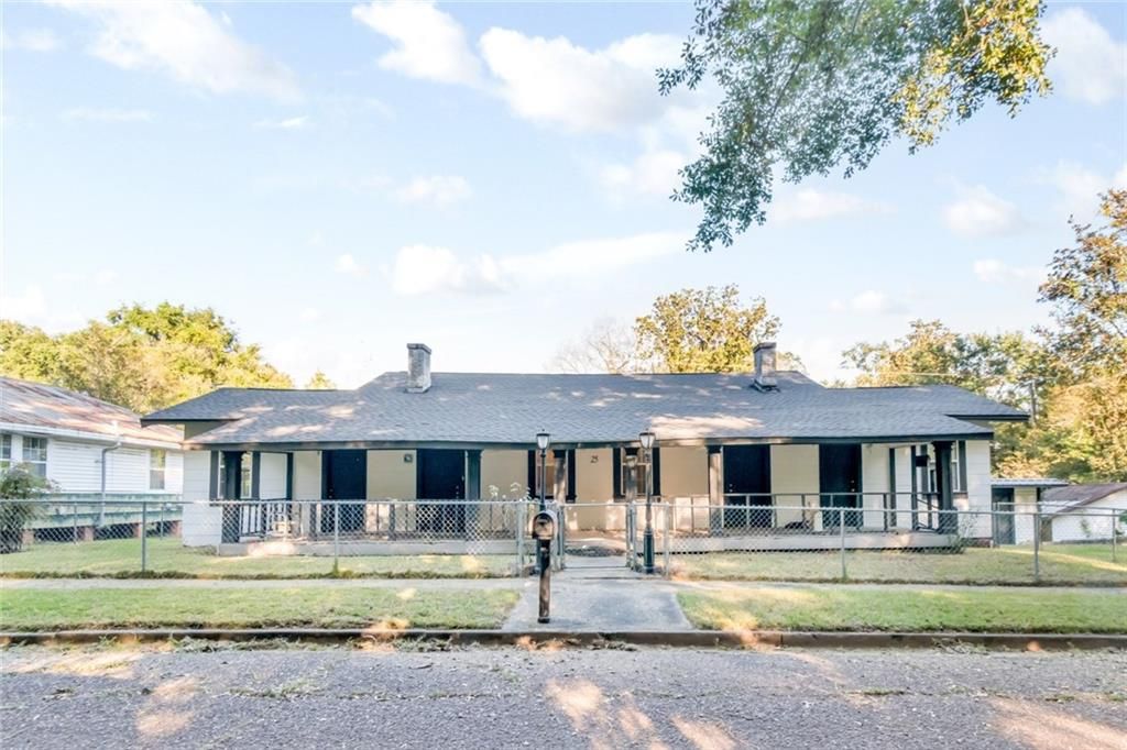 25 Southern Street, Mobile, AL 36611 — exterior