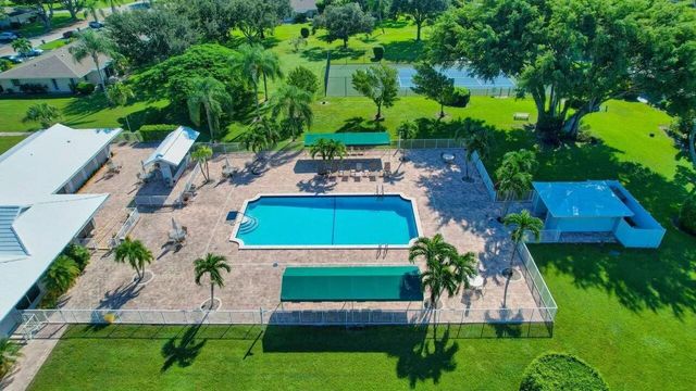 8786 Belle Aire Drive, Boca Raton, FL 33433