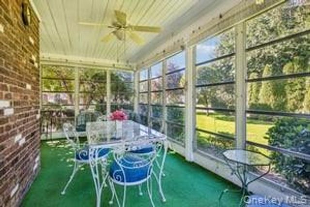 49 Ogden Avenue, East Williston, NY 11596