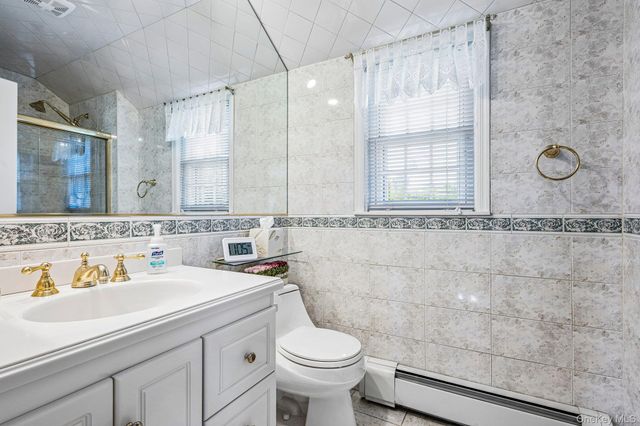 49 Ogden Avenue, East Williston, NY 11596