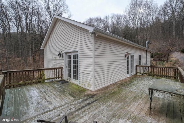 1195 SHANGRI LA RD, Bentonville, VA 22610