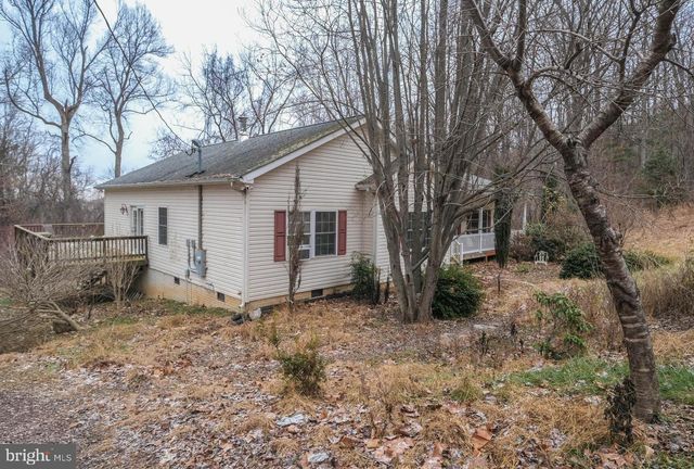 1195 SHANGRI LA RD, Bentonville, VA 22610