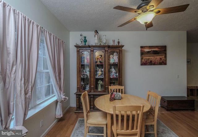 1195 SHANGRI LA RD, Bentonville, VA 22610