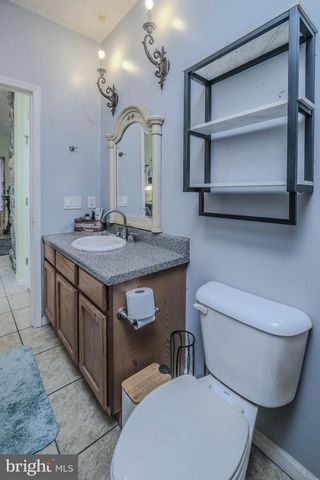 1195 SHANGRI LA RD, Bentonville, VA 22610