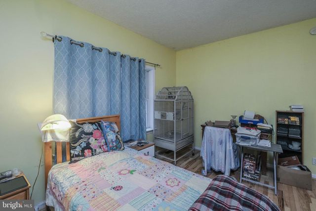 1195 SHANGRI LA RD, Bentonville, VA 22610