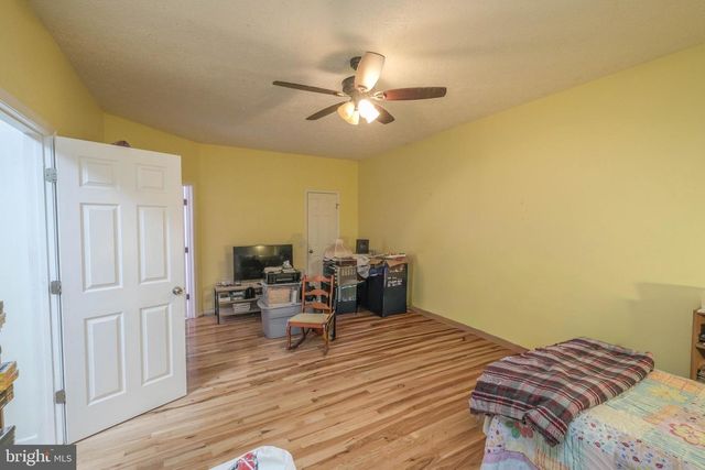 1195 SHANGRI LA RD, Bentonville, VA 22610