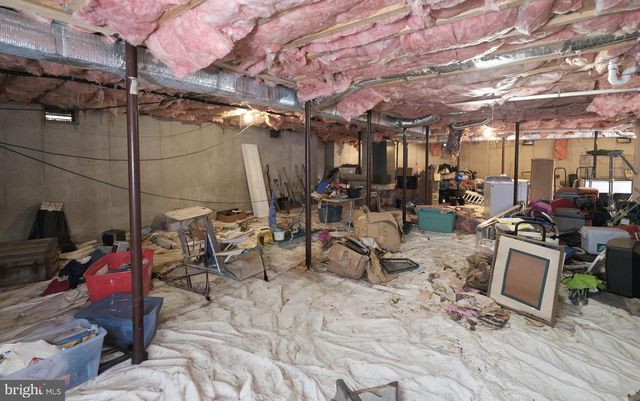 1195 SHANGRI LA RD, Bentonville, VA 22610