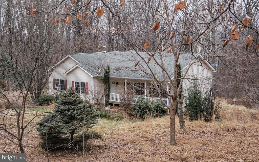 1195 SHANGRI LA RD, Bentonville, VA 22610