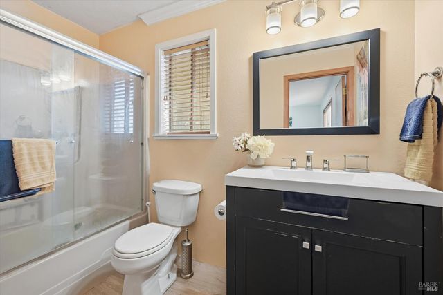 18712 Hidden Valley Rd, Hidden Valley Lake, CA 95467