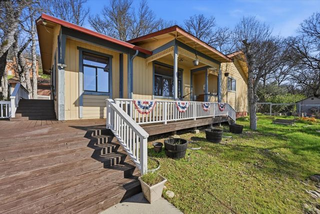 18712 Hidden Valley Rd, Hidden Valley Lake, CA 95467