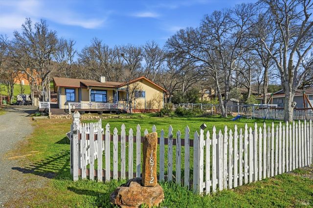 18712 Hidden Valley Rd, Hidden Valley Lake, CA 95467