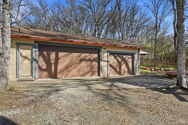 18712 Hidden Valley Rd, Hidden Valley Lake, CA 95467