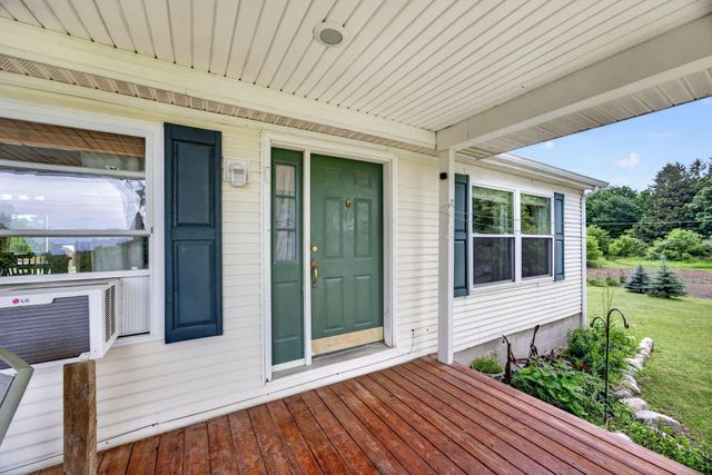 5110 N Cedar Lake Road NE, Edmore, MI 48829