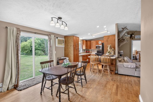 5110 N Cedar Lake Road NE, Edmore, MI 48829