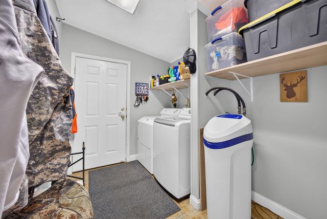 5110 N Cedar Lake Road NE, Edmore, MI 48829