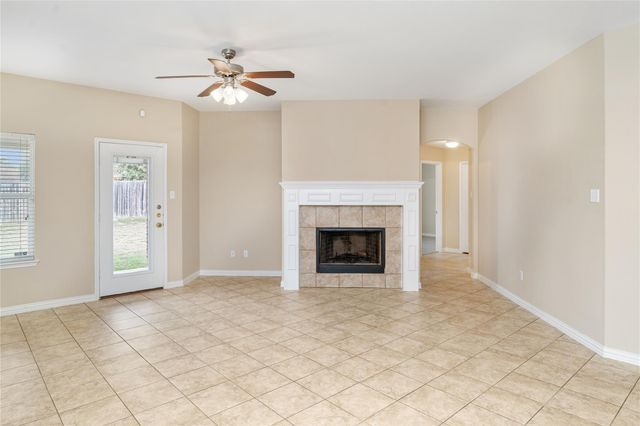 6003 Flag Stone DR, Killeen, TX 76542