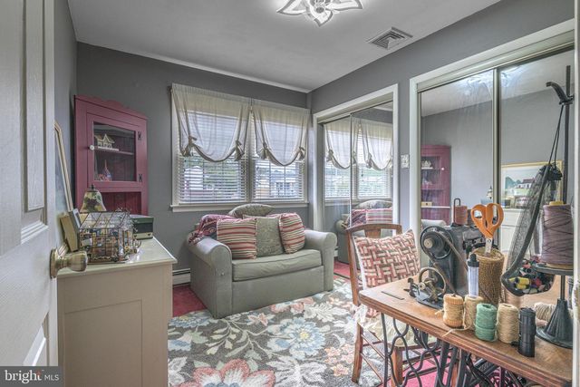 207 TWIN LAKES BLVD BLVD, Tuckerton, NJ 08087