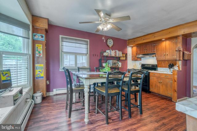 207 TWIN LAKES BLVD BLVD, Tuckerton, NJ 08087
