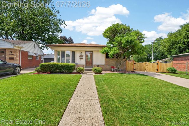24749 Munson Street, Taylor, MI 48180