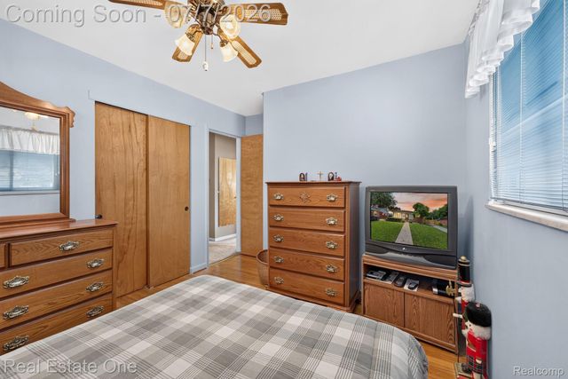 24749 Munson Street, Taylor, MI 48180