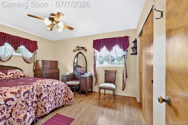 24749 Munson Street, Taylor, MI 48180