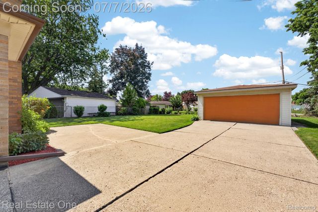 24749 Munson Street, Taylor, MI 48180