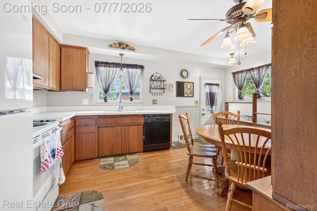 24749 Munson Street, Taylor, MI 48180