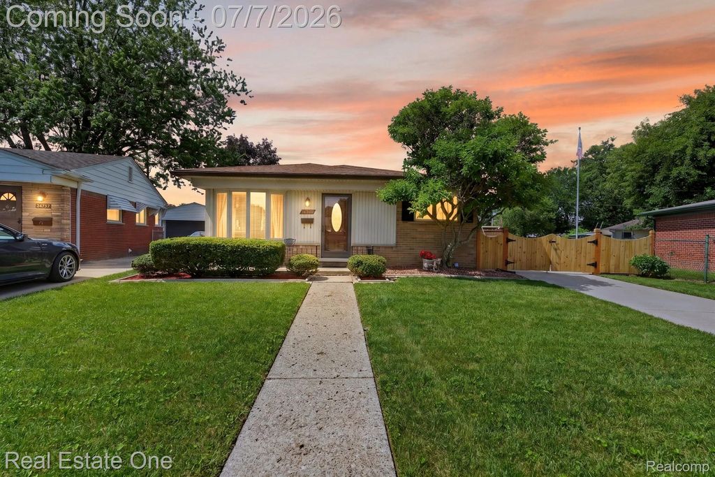 24749 Munson Street, Taylor, MI 48180