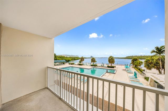 300 Bayview Drive 202, Sunny Isles Beach, FL 33160