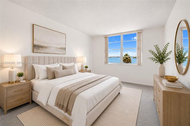 300 Bayview Drive 202, Sunny Isles Beach, FL 33160