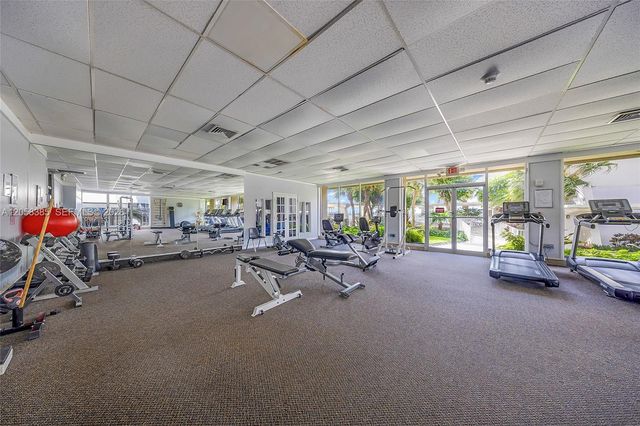 300 Bayview Drive 202, Sunny Isles Beach, FL 33160