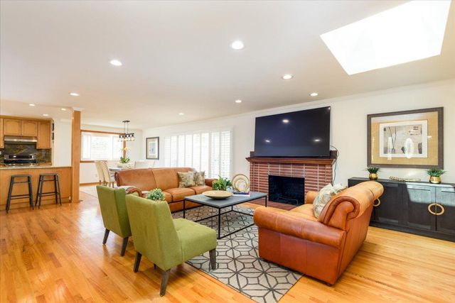 1027 EDMONDS Court, Sunnyvale, CA 94087